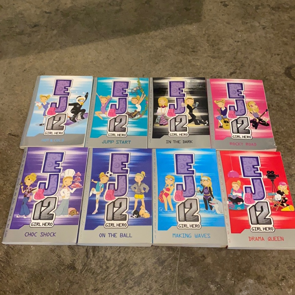 EJ12 book set